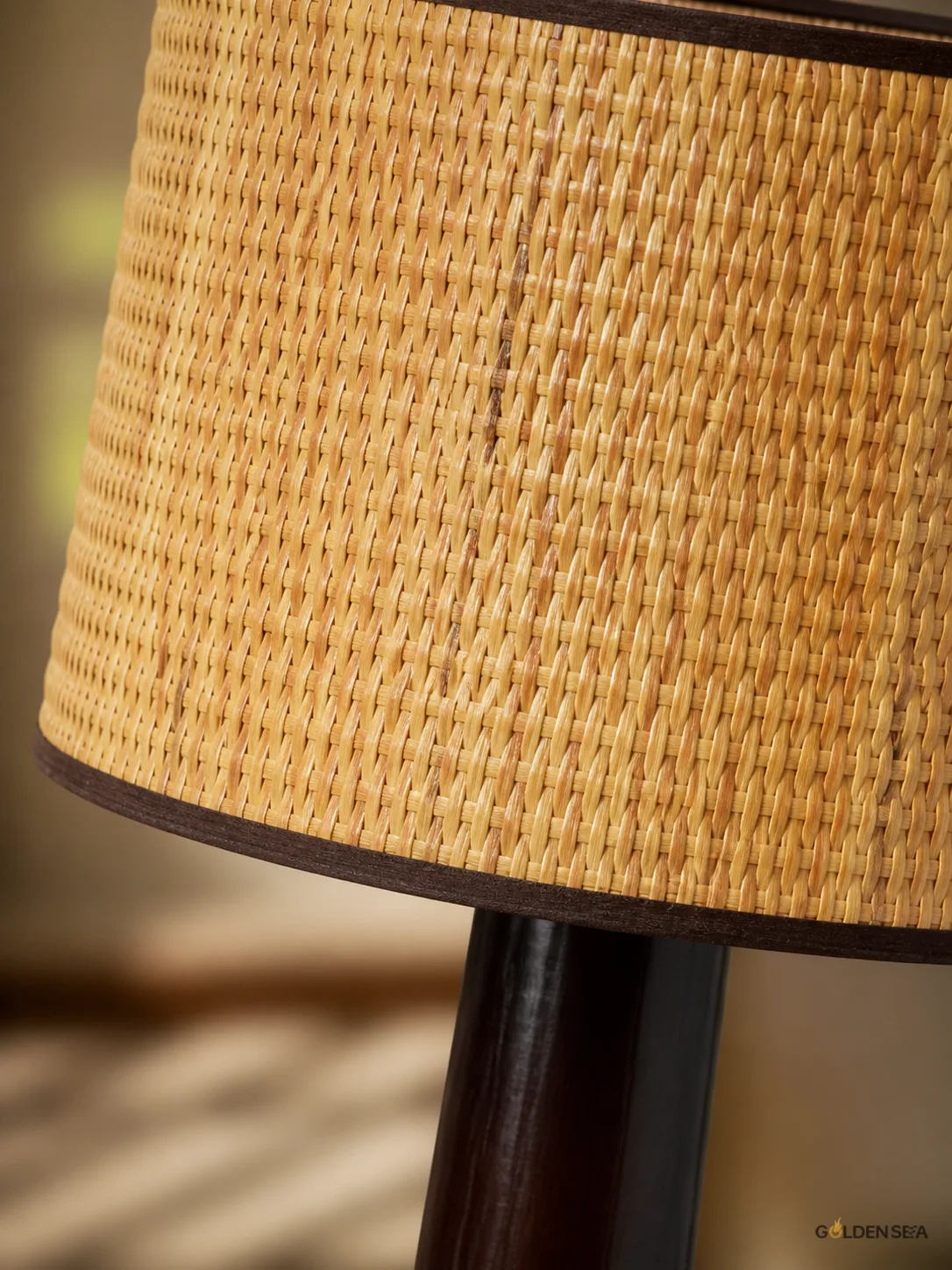 Rattan Woven Table Lamp