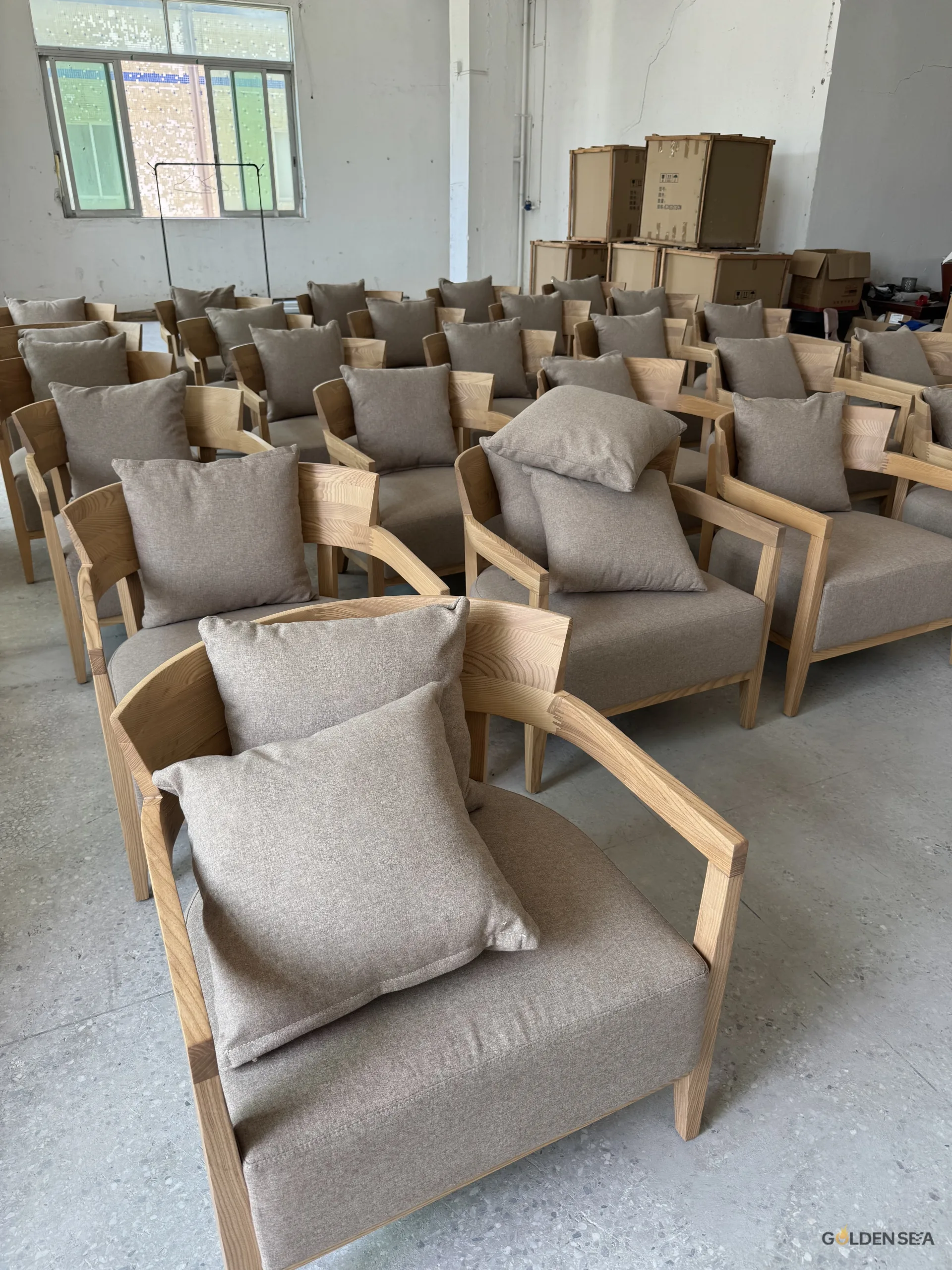 Solid Wood Frame Upholstered Lounge Chair – view 6
